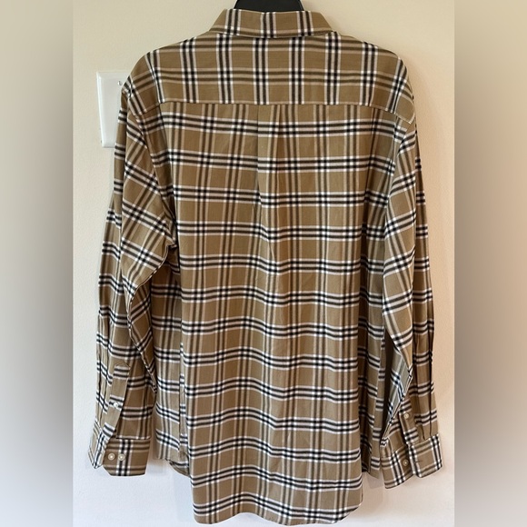 Van Huesen Men’s Tan Weekend Twill Classic Plaid Button Down NWT Size La… - Picture 9 of 10